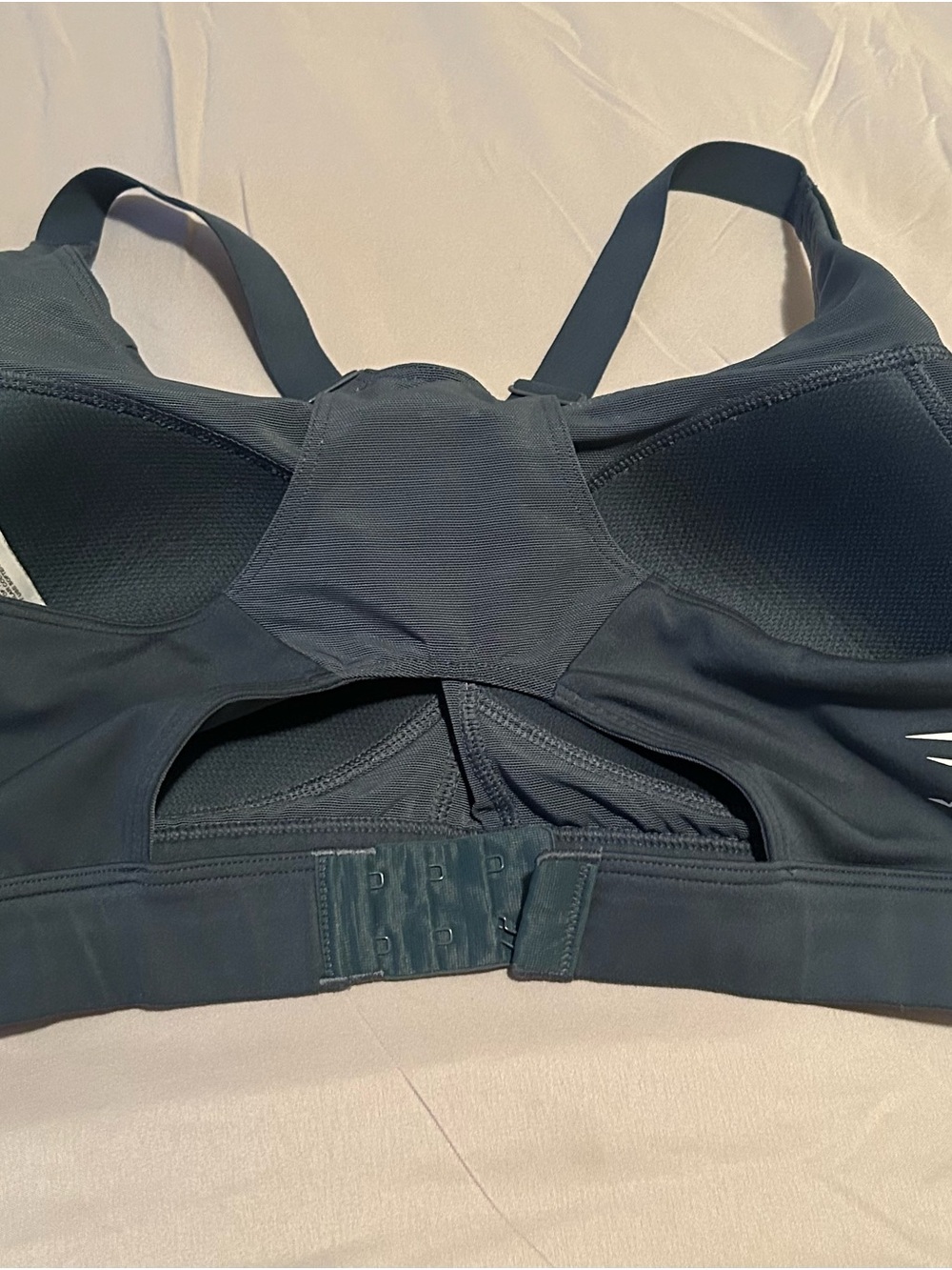 Gymshark Black High-Impact Sports Bra with Hook Closure